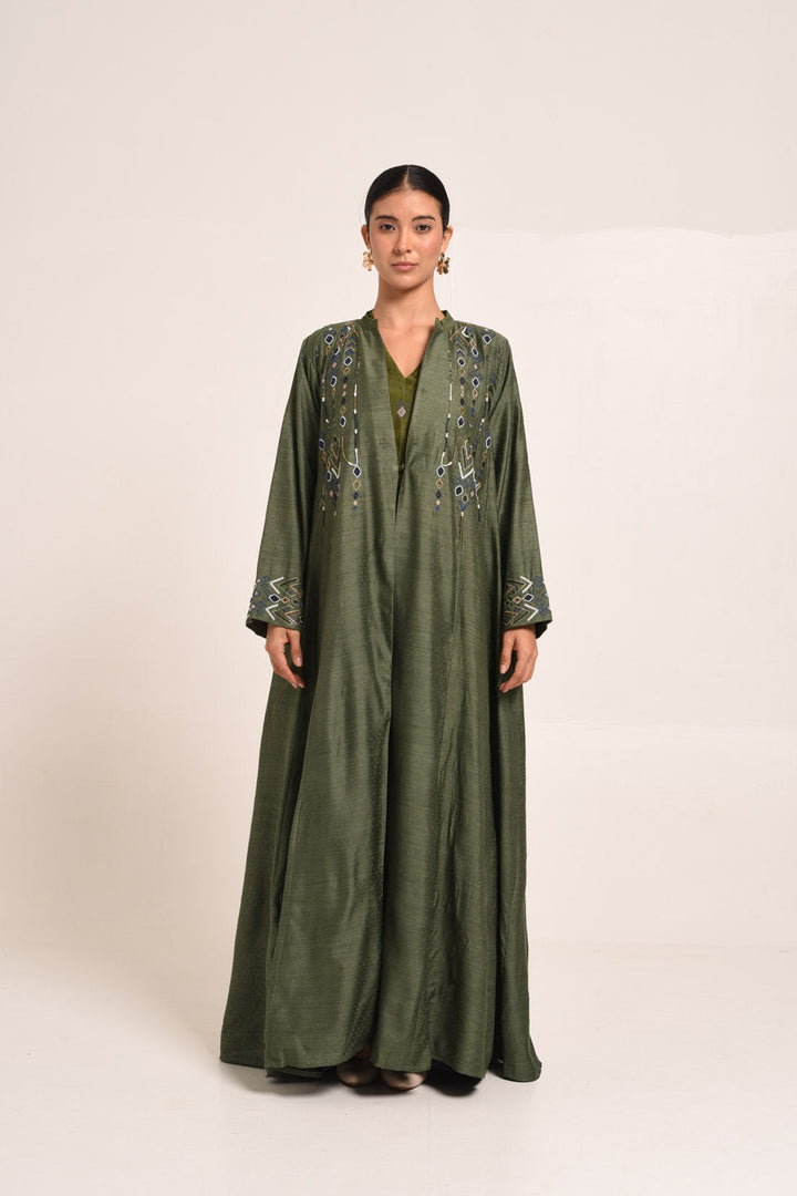 PERÚ OLIVE ABAYA SET