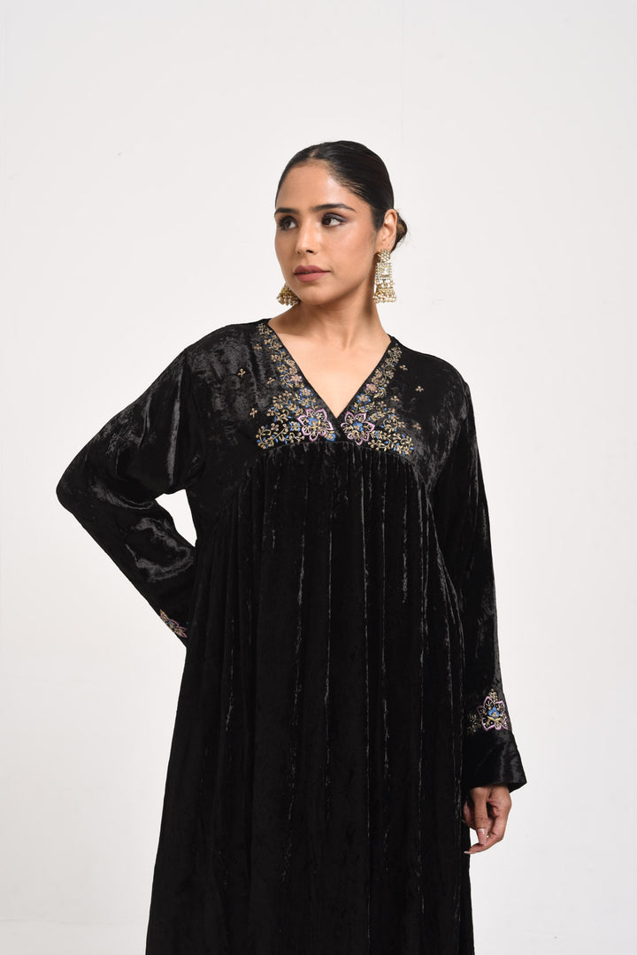 Noor Design 16