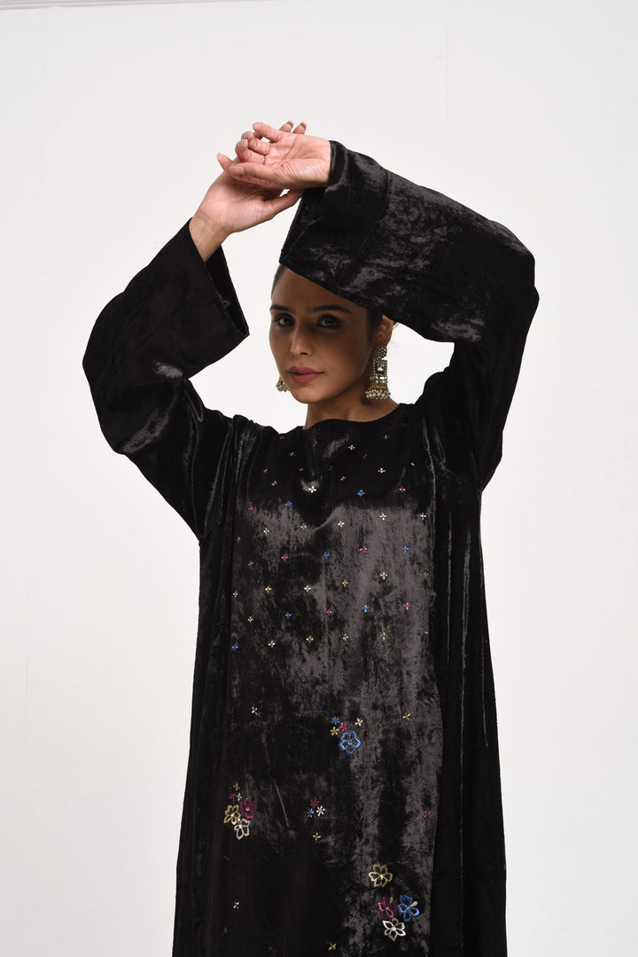 Noor Design 28