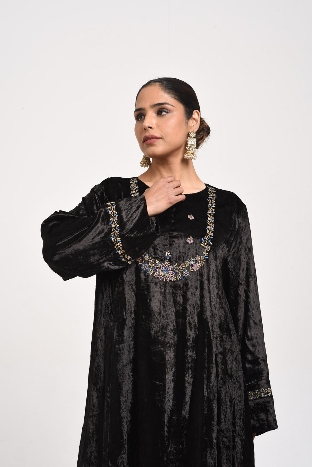 Noor Design 25