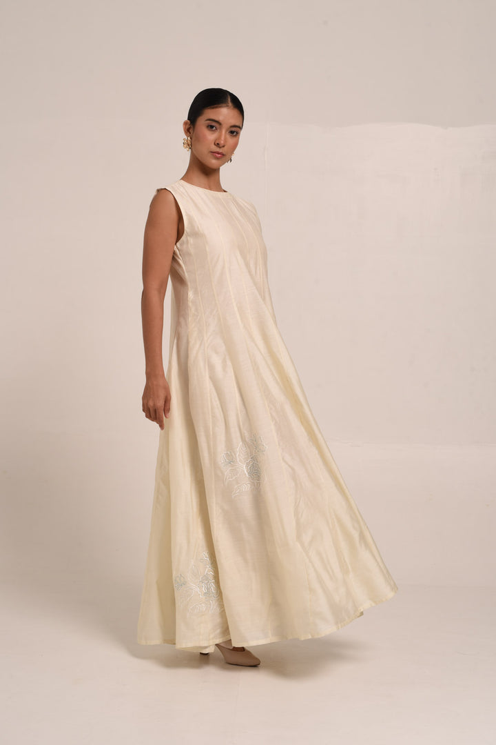 PERÚ ECRU PANELLED DRESS