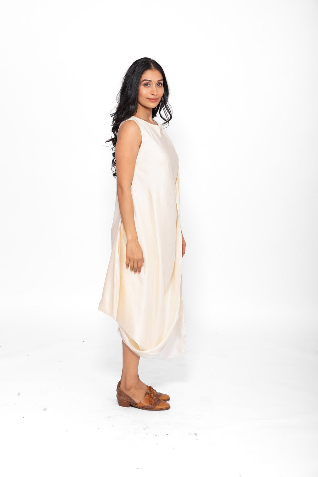ROSETTE BLUE  WHITE LILY DEEMAH DRESS 2