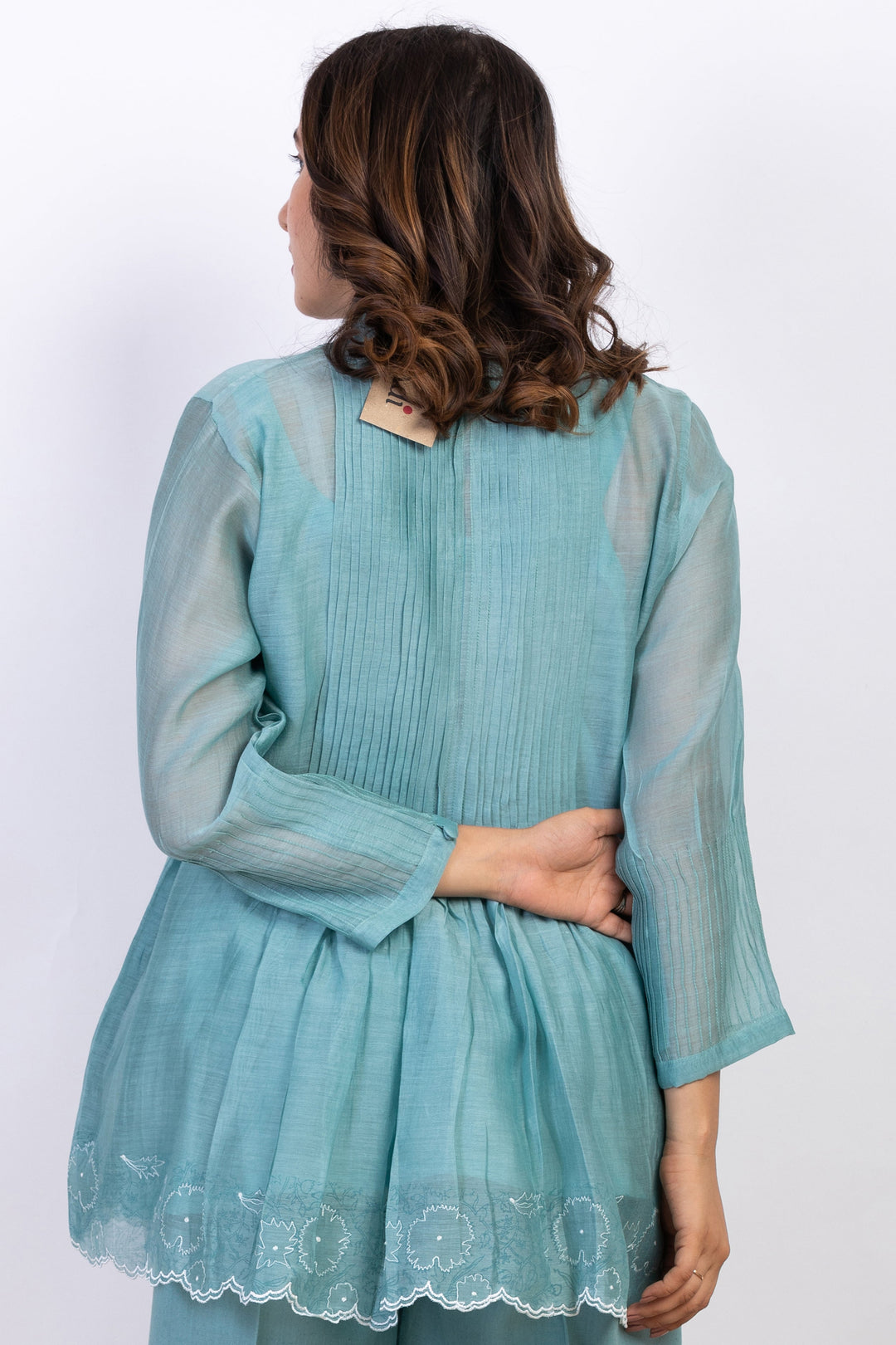 HAILEY SHORT SILK OVERLAY