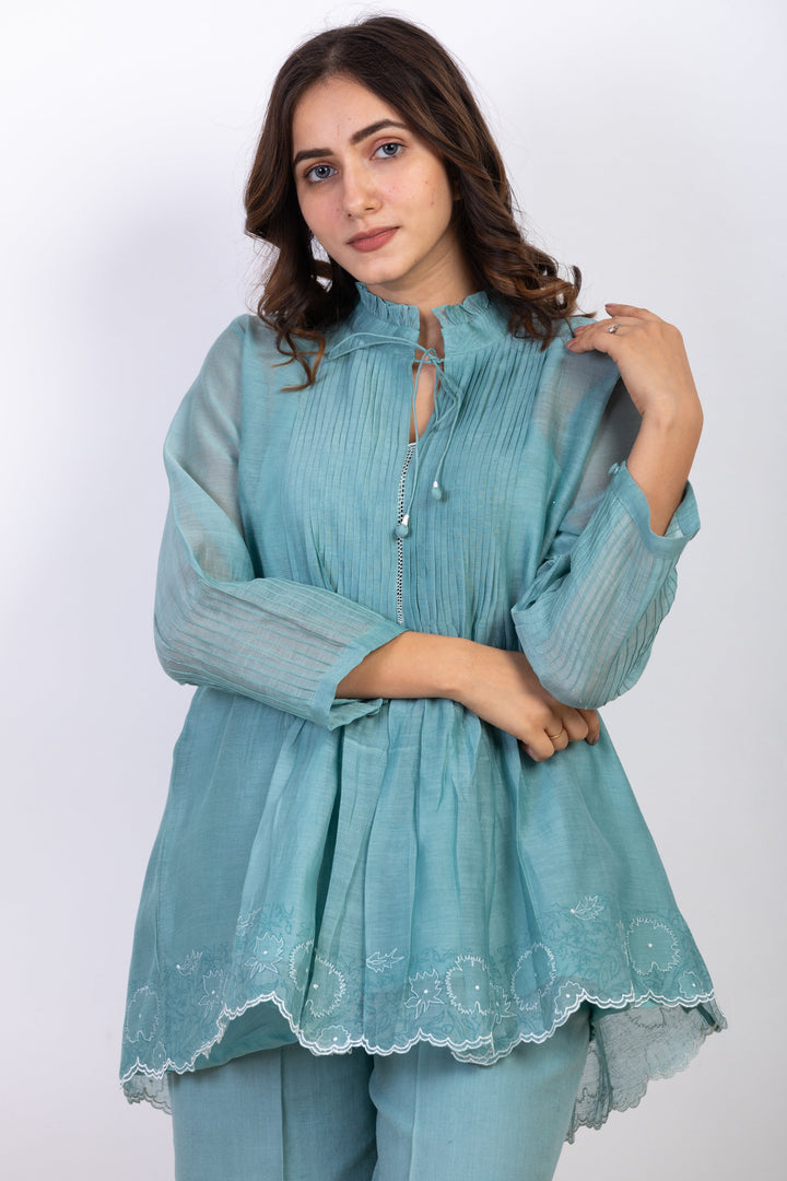 HAILEY SHORT SILK OVERLAY