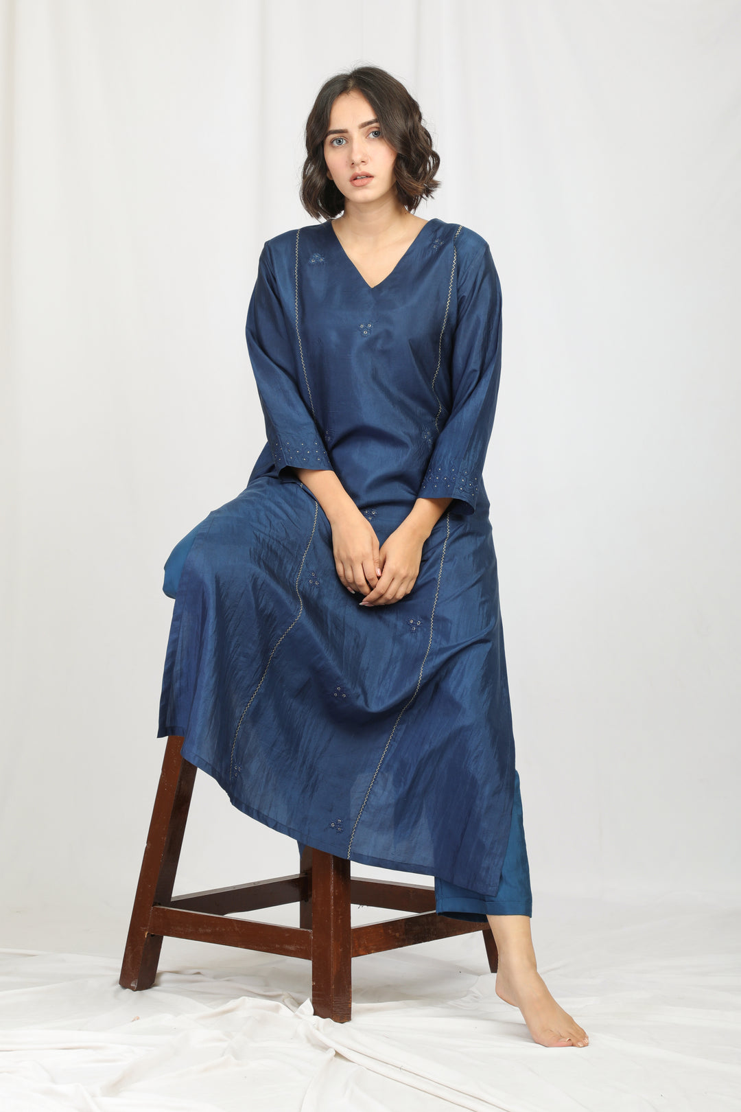 APARNA SILK KURTA SET