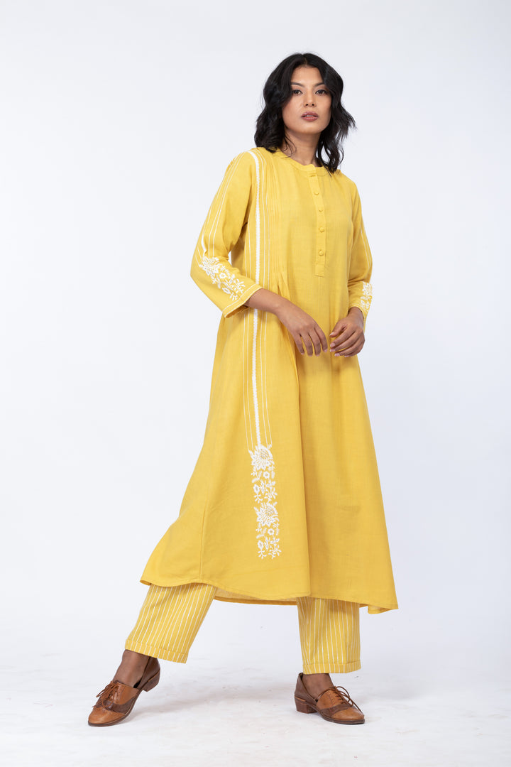 DHALIA AMALTAAS CO-ORD SET
