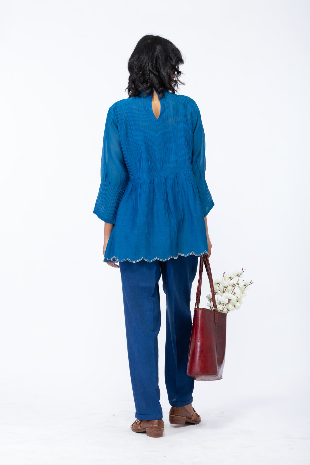 ANAITA SHORT OVERLAY