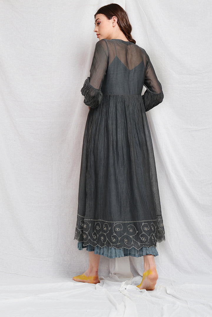 SUISEN SILK PLEATED OVERLAY DRESS