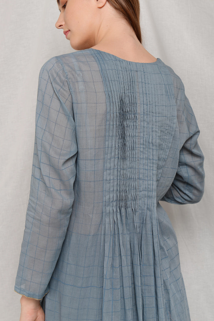ANAHITA EMBROIDERED KEDIA SET