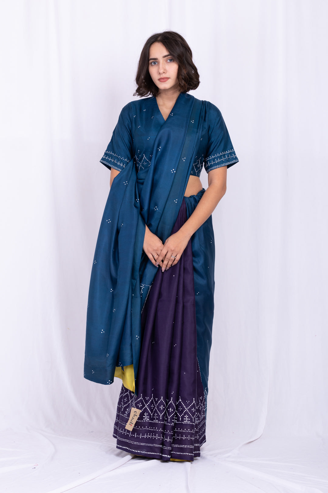 MORAKSHI BANDHANU SILK SAREE SET