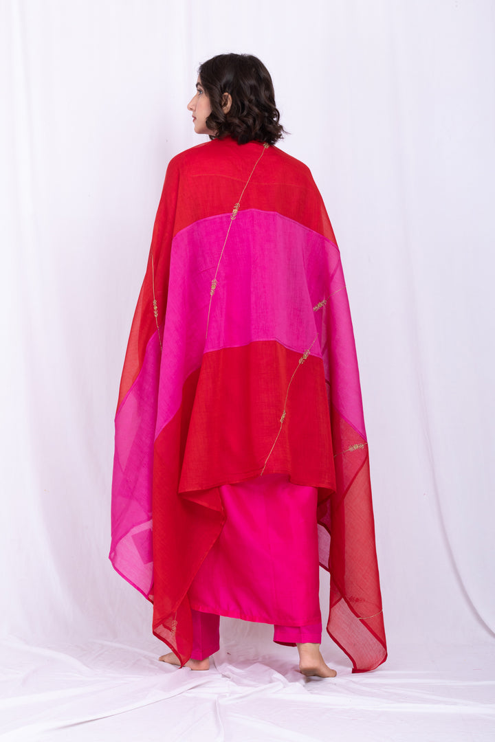 MAANYA SILK KURTA SET